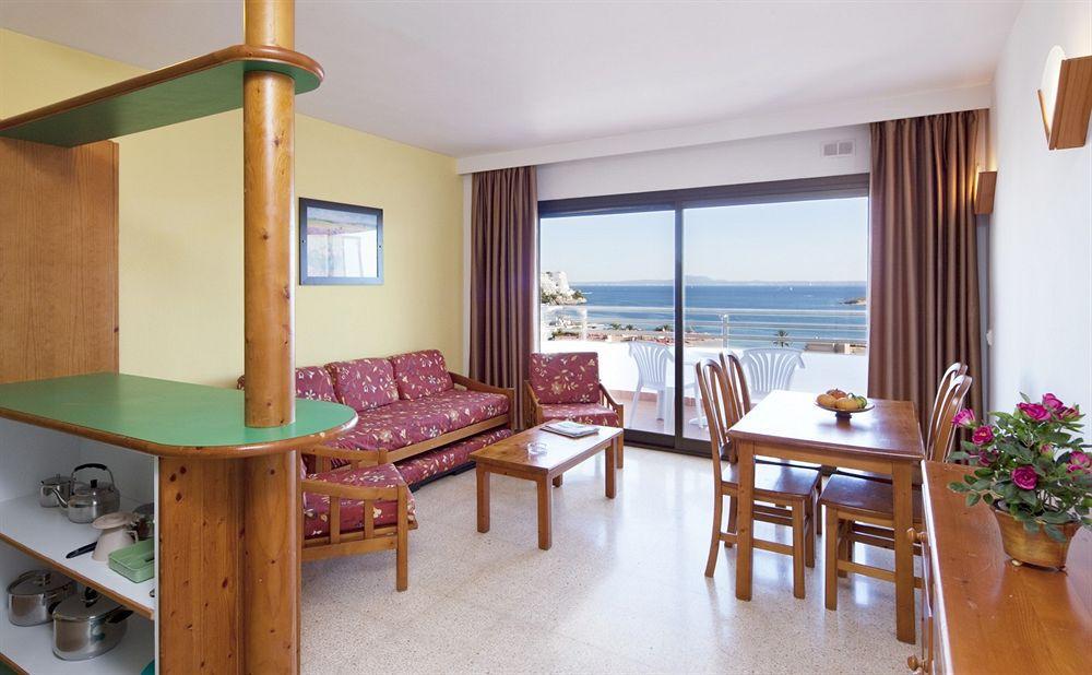 อปาร์ตาเมนโตส ซอล แอนด์ เบรา Aparthotel มากาลุฟ ภายนอก รูปภาพ