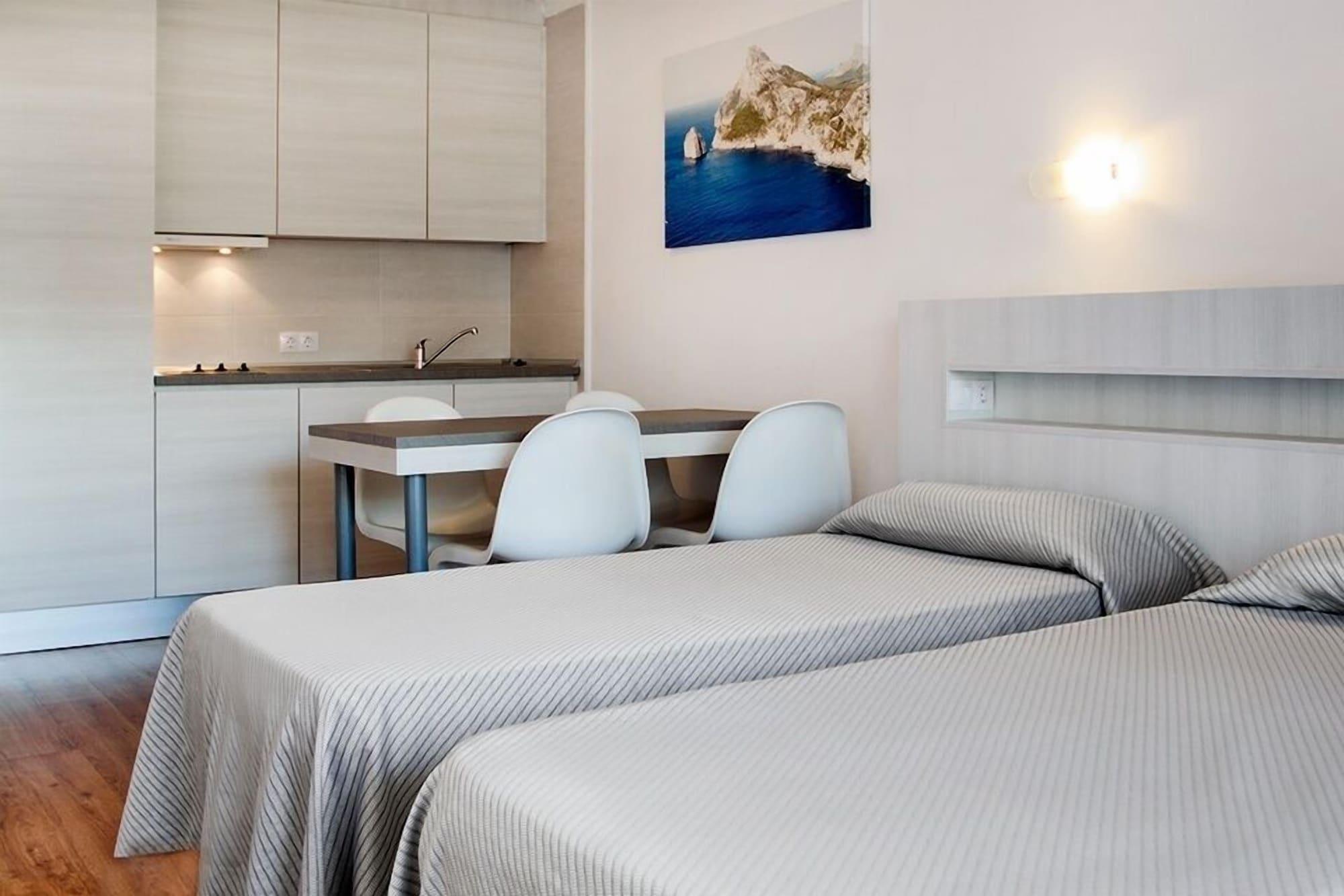 อปาร์ตาเมนโตส ซอล แอนด์ เบรา Aparthotel มากาลุฟ ภายนอก รูปภาพ