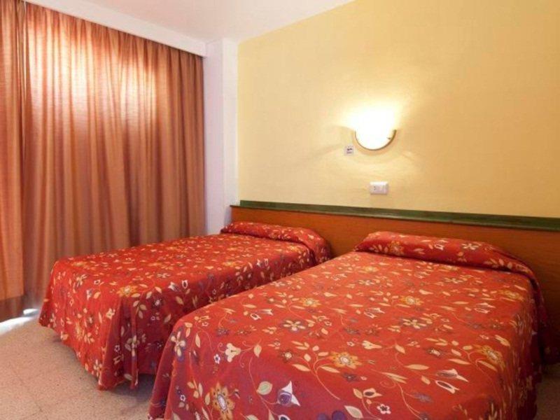 อปาร์ตาเมนโตส ซอล แอนด์ เบรา Aparthotel มากาลุฟ ภายนอก รูปภาพ