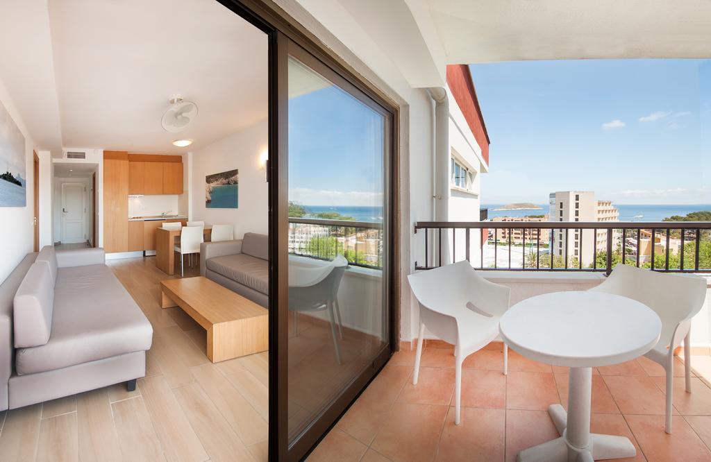 อปาร์ตาเมนโตส ซอล แอนด์ เบรา Aparthotel มากาลุฟ ภายนอก รูปภาพ